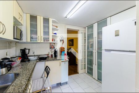 Apartamento à venda com 120m², 3 quartos e 1 vagaCozinha 