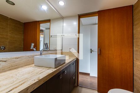 Apartamento à venda com 120m², 3 quartos e 1 vagaBanheiro da Suíte