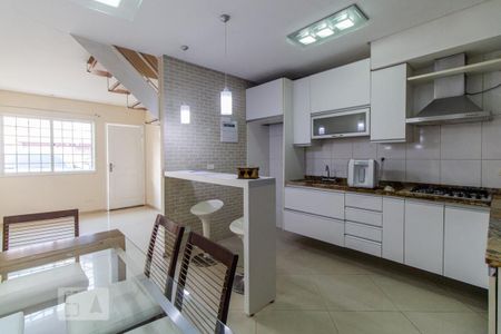 Casa de condomínio para alugar com 85m², 2 quartos e 2 vagasCozinha