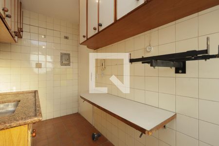 Apartamento à venda com 55m², 1 quarto e 1 vaga Apartamento à venda com 55m², 1 quarto e 1 vagaCozinha e área de serviço