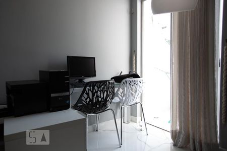 Apartamento para alugar com 65m², 2 quartos e 1 vagaSala