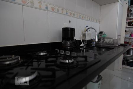 Cozinha de apartamento para alugar com 2 quartos, 65m² em Itaim Bibi, São Paulo