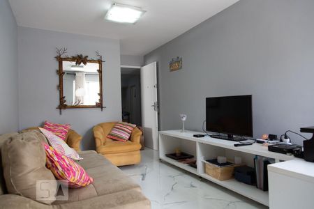 Apartamento para alugar com 65m², 2 quartos e 1 vagaSala