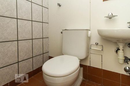 Apartamento para alugar com 76m², 3 quartos e 1 vaga Apartamento para alugar com 76m², 3 quartos e 1 vagaBanheiro de Serviço