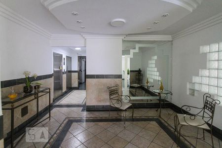 Apartamento para alugar com 76m², 3 quartos e 1 vaga Apartamento para alugar com 76m², 3 quartos e 1 vagaHall