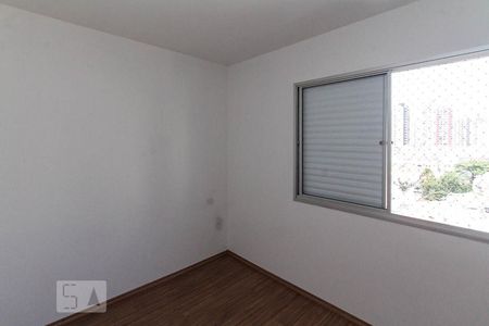 Apartamento para alugar com 76m², 3 quartos e 1 vaga Apartamento para alugar com 76m², 3 quartos e 1 vagaQuarto 02