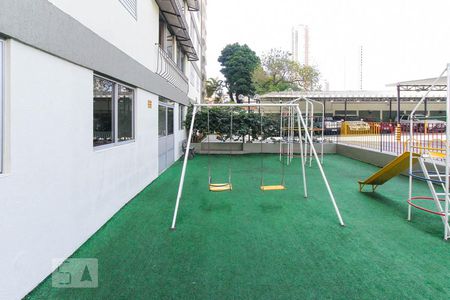 Apartamento para alugar com 76m², 3 quartos e 1 vaga Apartamento para alugar com 76m², 3 quartos e 1 vagaÁrea Comum - Playground