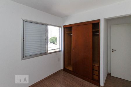 Apartamento para alugar com 76m², 3 quartos e 1 vaga Apartamento para alugar com 76m², 3 quartos e 1 vagaQuarto 02