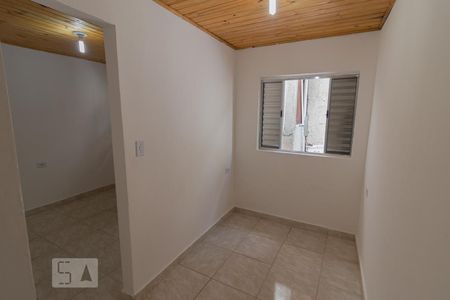 Dormitório 1 de casa de condomínio para alugar com 2 quartos, 45m² em Vila Continental, São Paulo