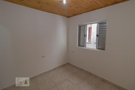 Dormitório 2 de casa de condomínio para alugar com 2 quartos, 45m² em Vila Continental, São Paulo