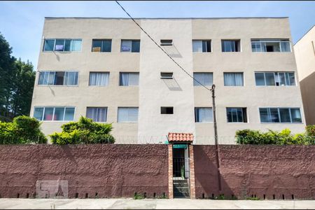 Apartamento à venda com 42m², 1 quarto e 1 vaga Apartamento à venda com 42m², 1 quarto e 1 vagaFachada