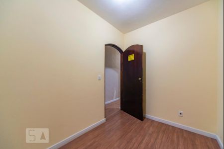 Casa à venda com 250m², 3 quartos e 2 vagas Casa à venda com 250m², 3 quartos e 2 vagasQuarto 2