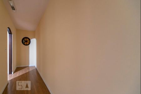 Casa à venda com 250m², 3 quartos e 2 vagas Casa à venda com 250m², 3 quartos e 2 vagasCloset do Quarto 3