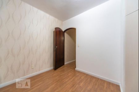 Casa à venda com 250m², 3 quartos e 2 vagas Casa à venda com 250m², 3 quartos e 2 vagasQuarto 1