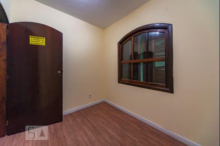 Casa à venda com 250m², 3 quartos e 2 vagas Casa à venda com 250m², 3 quartos e 2 vagasQuarto 2