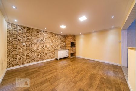 Casa à venda com 250m², 3 quartos e 2 vagas Casa à venda com 250m², 3 quartos e 2 vagasÁrea Gourmet