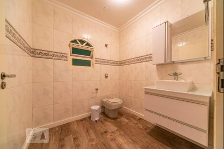 Lavabo  de casa à venda com 3 quartos, 250m² em Jardim Las Vegas, Santo André