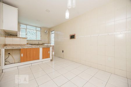 Casa à venda com 168m², 3 quartos e 1 vagaCozinha