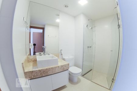 Banheiro - Quarto 02 de apartamento para alugar com 4 quartos, 165m² em Setor Noroeste, Brasília