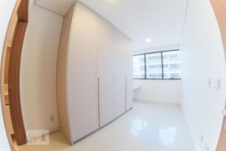 Apartamento para alugar com 165m², 4 quartos e 3 vagas Apartamento para alugar com 165m², 4 quartos e 3 vagasQuarto 04