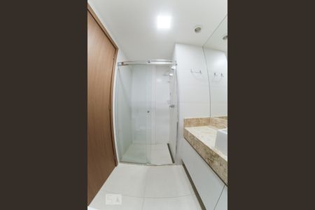 Apartamento para alugar com 165m², 4 quartos e 3 vagas Apartamento para alugar com 165m², 4 quartos e 3 vagasBanheiro - Quarto 03
