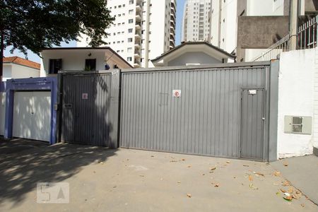 Studio para alugar com 20m², 1 quarto e sem vaga Studio para alugar com 20m², 1 quarto e sem vagaFachada