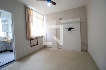 Sala de apartamento à venda com 1 quarto, 38m² em Freguesia de Jacarepaguá, Rio de Janeiro