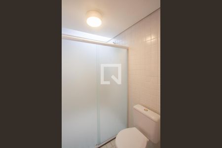 Banheiro Suíte 1 de casa à venda com 2 quartos, 145m² em Santo Amaro, São Paulo