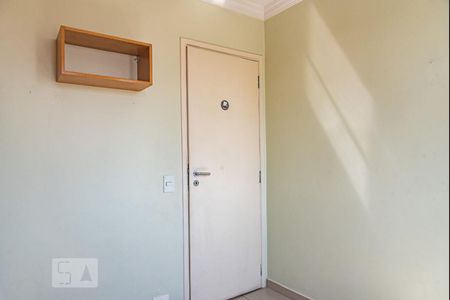 Quarto 1 de apartamento para alugar com 3 quartos, 70m² em Vila Firmiano Pinto, São Paulo