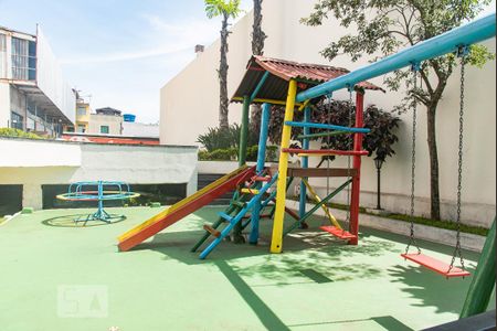 Apartamento para alugar com 70m², 3 quartos e 1 vaga Apartamento para alugar com 70m², 3 quartos e 1 vagaPlayground