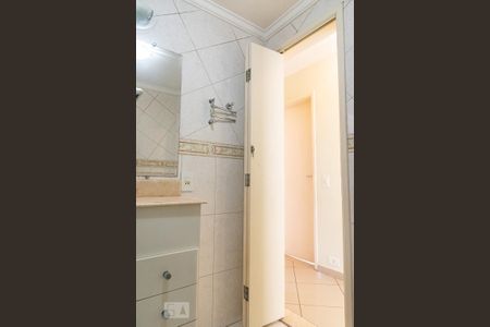 Apartamento para alugar com 70m², 3 quartos e 1 vaga Apartamento para alugar com 70m², 3 quartos e 1 vagaBanheiro