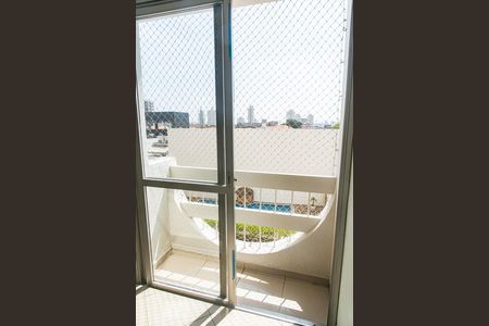 Varanda de apartamento para alugar com 3 quartos, 70m² em Vila Firmiano Pinto, São Paulo