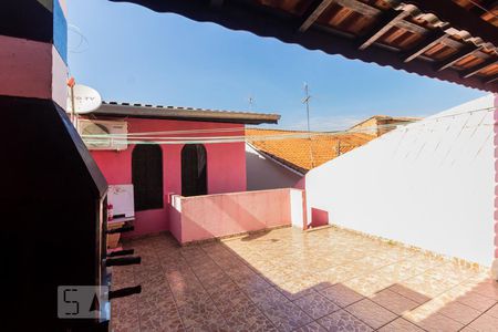 Casa à venda com 153m², 3 quartos e 2 vagasTerraço