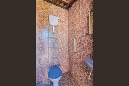 Casa à venda com 153m², 3 quartos e 2 vagasLavabo