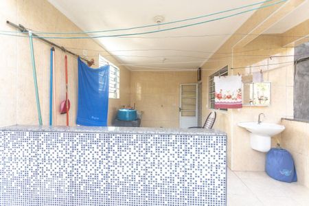 Casa à venda com 250m², 9 quartos e 1 vaga Casa à venda com 250m², 9 quartos e 1 vagaÁrea de serviço