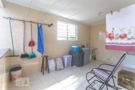 Casa à venda com 250m², 9 quartos e 1 vaga Casa à venda com 250m², 9 quartos e 1 vagaÁrea de serviço