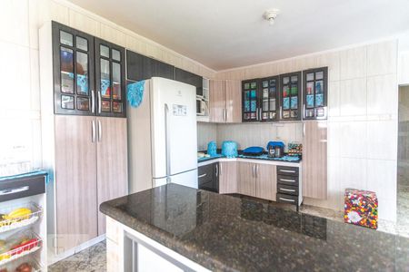 Casa à venda com 250m², 9 quartos e 1 vaga Casa à venda com 250m², 9 quartos e 1 vagaCozinha