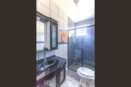 Casa à venda com 250m², 9 quartos e 1 vaga Casa à venda com 250m², 9 quartos e 1 vagaBanheiro