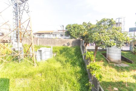 Casa à venda com 250m², 9 quartos e 1 vaga Casa à venda com 250m², 9 quartos e 1 vagaVista área de serviço