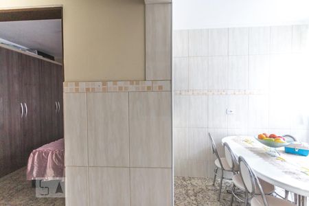 Casa à venda com 250m², 9 quartos e 1 vaga Casa à venda com 250m², 9 quartos e 1 vagaVista quarto 2