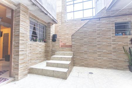 Casa à venda com 250m², 9 quartos e 1 vaga Casa à venda com 250m², 9 quartos e 1 vagaCasa 2