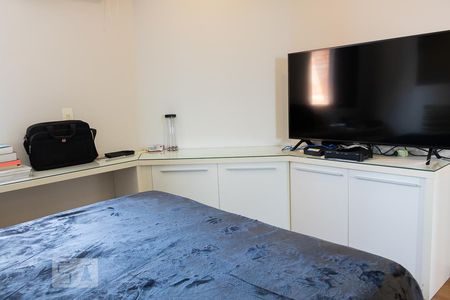 Suíte de apartamento para alugar com 1 quarto, 52m² em Higienópolis, São Paulo