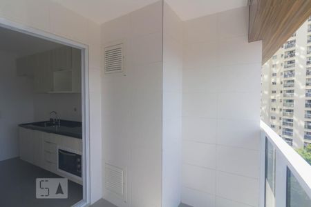 Apartamento para alugar com 75m², 2 quartos e 1 vaga Apartamento para alugar com 75m², 2 quartos e 1 vagaÁrea de Serviço
