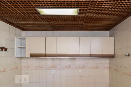 Casa de condomínio para alugar com 115m², 3 quartos e sem vagaCozinha - Armários