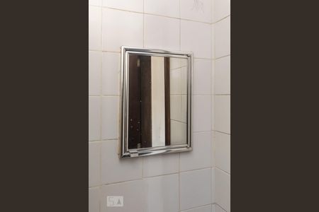 Casa de condomínio para alugar com 115m², 3 quartos e sem vagaBanheiro da Suíte 1 - Armário