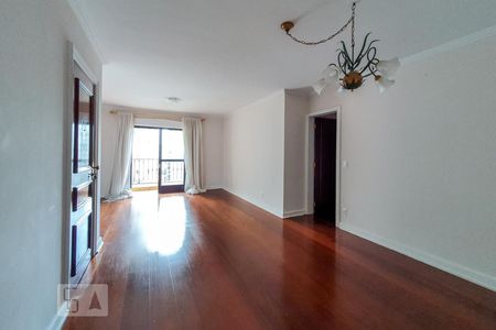 Apartamento para alugar com 108m², 3 quartos e 2 vagasSala