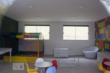 Apartamento para alugar com 39m², 2 quartos e 1 vaga Apartamento para alugar com 39m², 2 quartos e 1 vagaBrinquedoteca