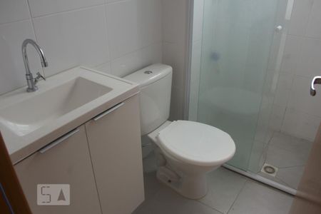 Apartamento para alugar com 39m², 2 quartos e 1 vaga Apartamento para alugar com 39m², 2 quartos e 1 vagaBanheiro