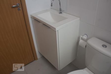 Apartamento para alugar com 39m², 2 quartos e 1 vaga Apartamento para alugar com 39m², 2 quartos e 1 vagaBanheiro