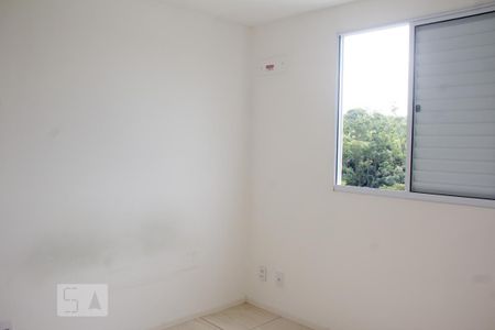 Quarto 1 de apartamento para alugar com 2 quartos, 39m² em Jardim Caiapiá, Cotia